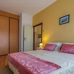 With Parking Space Banjole - - 7036 Appartamento
