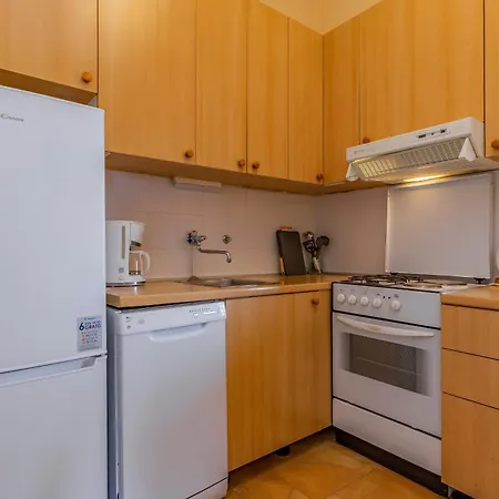Apartamento With Parking Space Banjole - - 7036