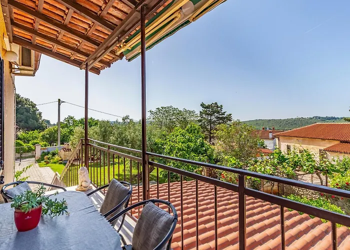 With Parking Space Banjole, - 7036 아파트